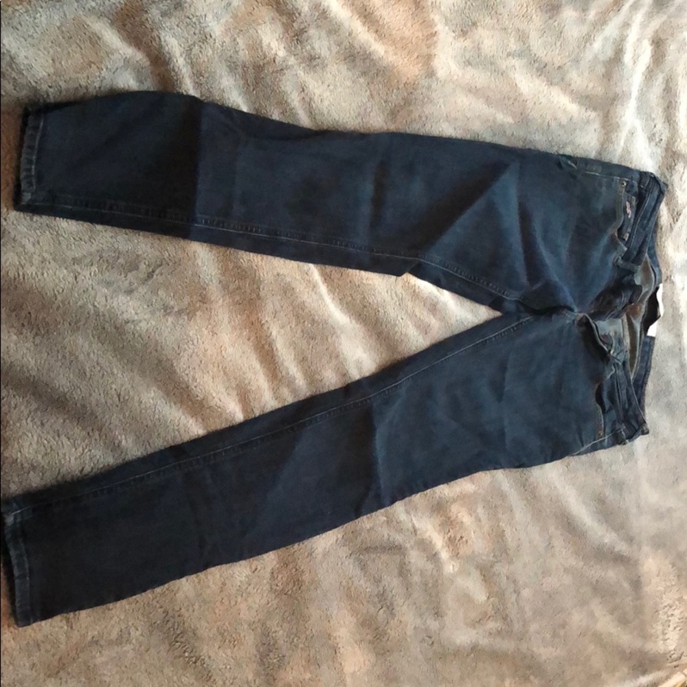 Skinny jeans